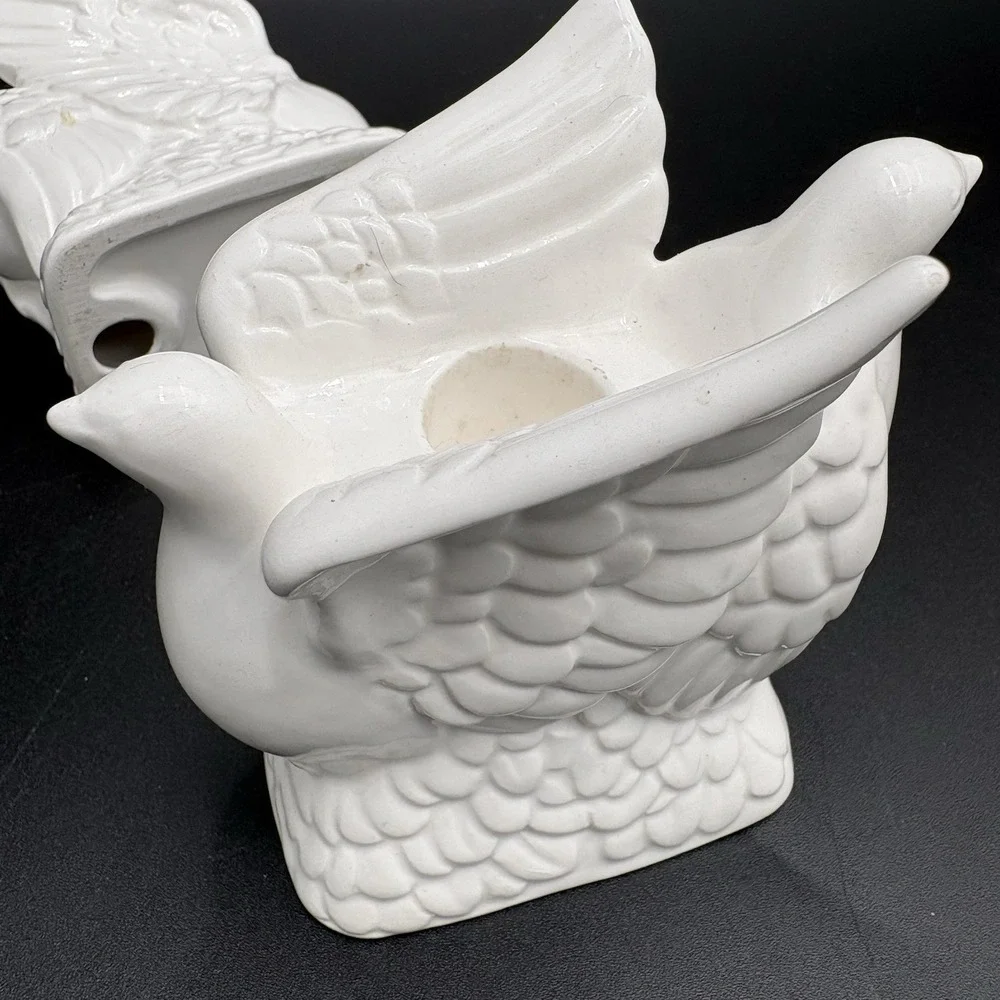 Pair‎ of Vintage Silvestri White Ceramic Dove / Love Bird Candlestick Holders